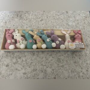 “New” Cottontail Lane Pastel Bunny Garland 6 ft